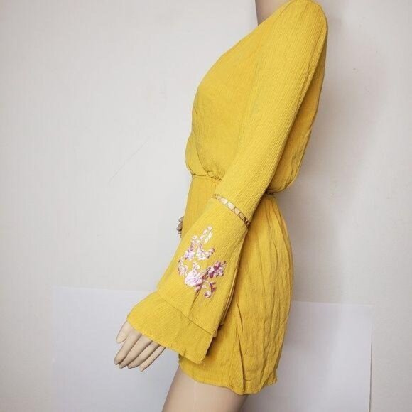 Miami Yellow Long Sleeve Wrap Romper Embroidered Bell Sleeves & Keyhole Back XXS - Picture 9 of 10